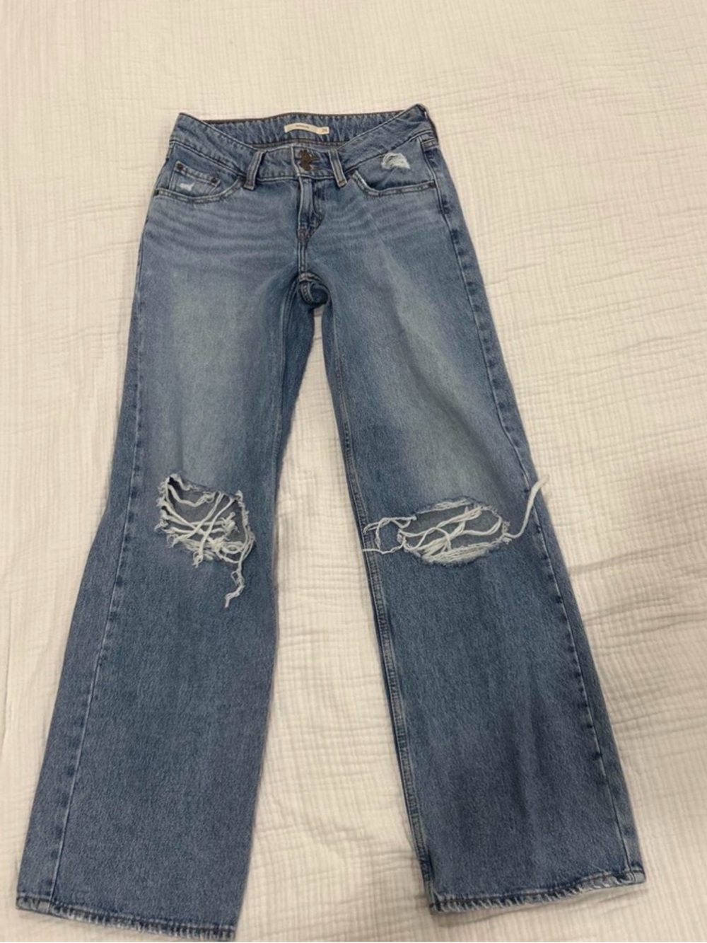 levi super low jeans